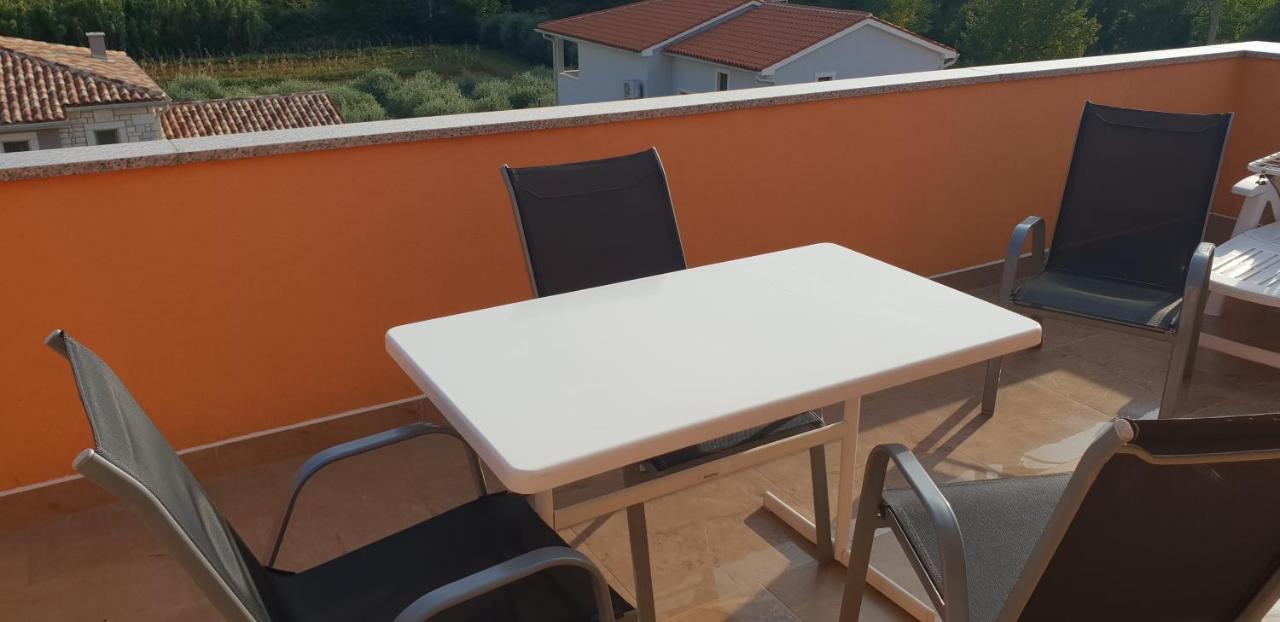 Apartmani Citrus Novigrad Filipac Esterno foto