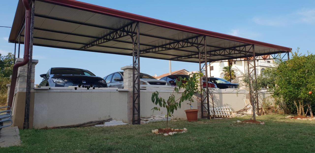 Apartmani Citrus Novigrad Filipac Esterno foto